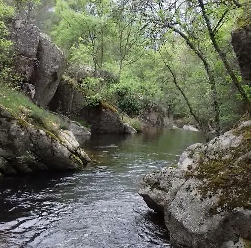 Casas Valleiruelas * Las Cruceras